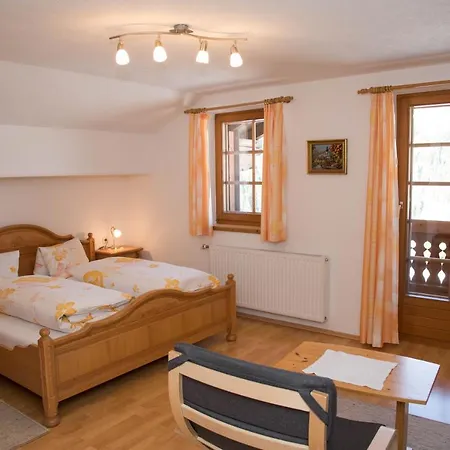 Guest house Guggenbergerhof *